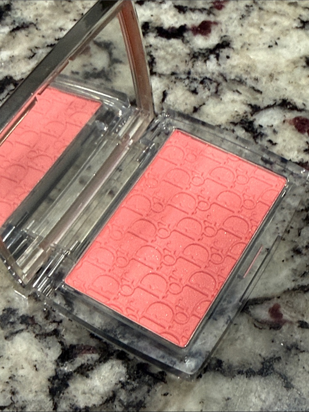Dior 004 Coral Backstage Rosy Glow Blush RARE! DISCONTINUED!!!!